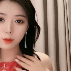 小球迷的球王451.3g：人气女神视频合集，621个视频等你收藏！