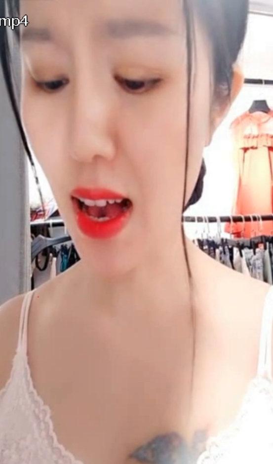 时尚老板娘直播合集32V,26.49G百度云自提,潮流服装尽在其中