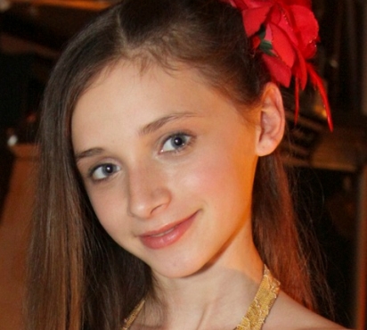 可爱妹子AliceL泳装合集，22个视频15套泳装，气质观赏绘画参考