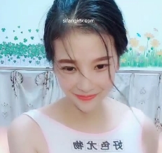 超级大罩杯哺乳奶妈，奶水充足1V+四人游2.47GB百度盘