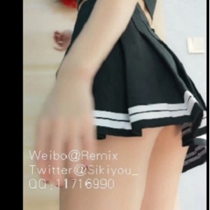 清纯运动宝贝：草莓味的软糖，大长腿画质吸引眼球