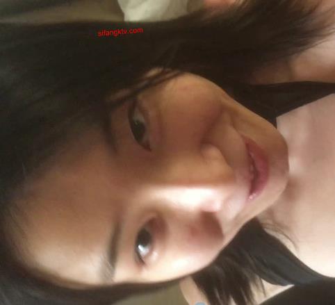 大罩杯烧货何惠留学美国精品档12V3.8G