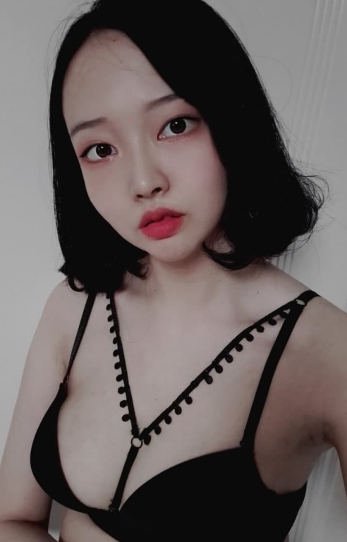 韩国优质美女金智媛自拍视频集锦，珍贵收藏不容错过！