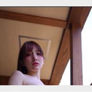 台湾coser小丁自拍视频展示：用嘴喷N技能，身材颜值一流3V414M