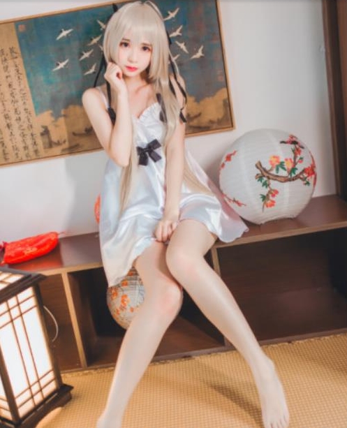 虎牙超人气小仙女(疯猫ss)作品合集视频10张