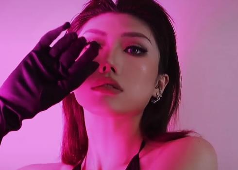 抖音网红lisa田心三水变装化妆视频100个，总时长358分钟，国外版车头灯删除