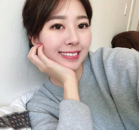 高颜值新闻系IG网红征服30V-2G