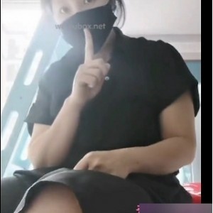 努力改变命运：贵族母亲辅导儿子写作业的秘诀