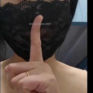 努力改变命运：贵族母亲辅导儿子写作业的秘诀