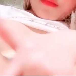 喷泉女王曼希宝宝：多功能喷泉设备，一天能喷好几桶