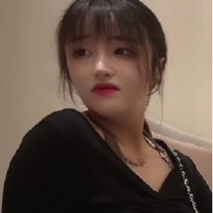 丰腴气质妻子-白皙肌肤下的欲流