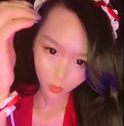 限时特惠快手辣条定制合集，可妮带你体验道具某处的奇妙百变！