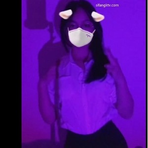 百合女大学生日常互动装备：超值JB百度盘