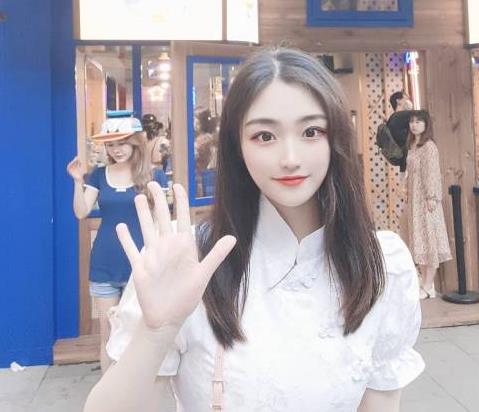 南航八字大奈空乘二度幽会美颜肉肉把玩教育