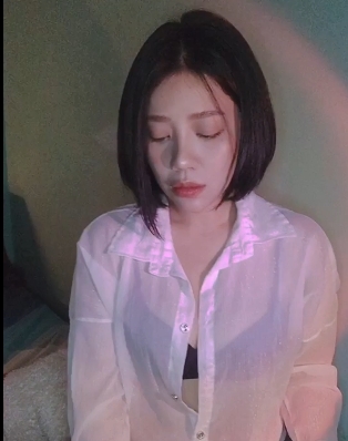 《国外女网红Hannahowo的视频资源合集:吃鸡游戏+Onlyfans视频》