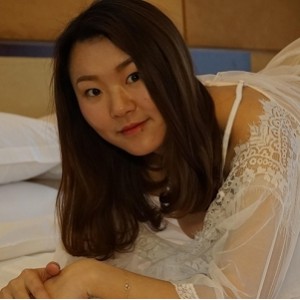 网红模特『小鱼』约拍全方位展示照片和视频，把美丽拍下来分享给大家