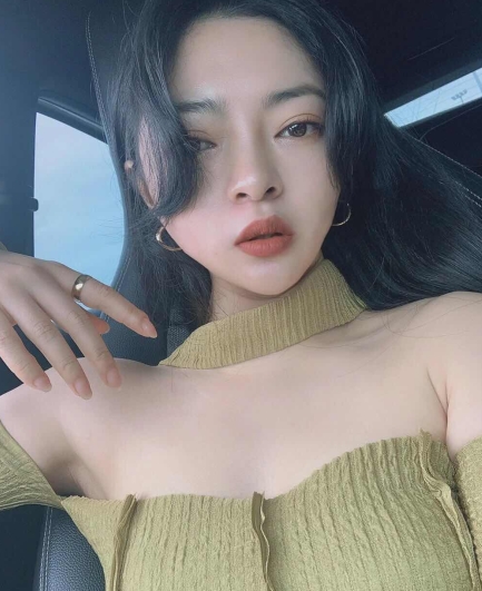 小姐姐的火辣身材：令人惊艳的健身尤物！