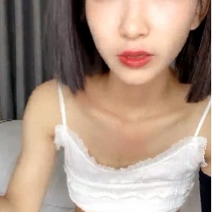 橘子味的猫a妹子：性感妹子的爱情之旅，0.55G视频让你精神充沛