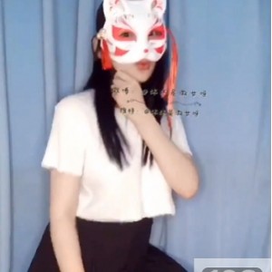 沐小沐抖音风舞蹈：M娅定制合集，无脸人御姐辣妹子蹦迪舞池幻想，让你爱不释手