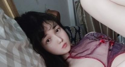 精选越南网红Erica_hand：清纯颜值+火辣给力，一支超级人气高品质视频！