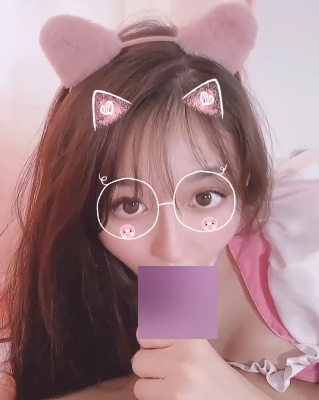 《91红人高颜值不见星空之护士猫耳》：网红{{网红名字}}领衔，讲述一个充满诗意的爱情故事