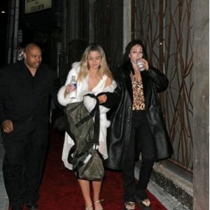 经典喜剧应召女郎1988未删减：疯狂夜生活的趣事