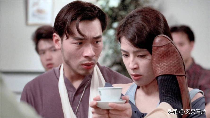 经典喜剧应召女郎1988未删减：疯狂夜生活的趣事