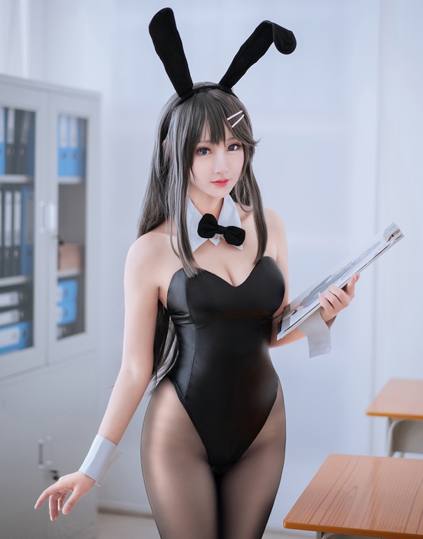 羽生三未7套合集:清晰画面给你暖暖的拥抱