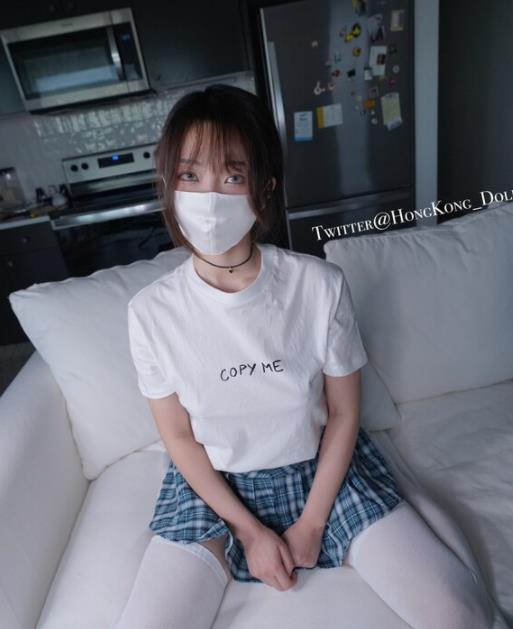 最新某推人气顶流火爆各大宅男圈内地苍老师【人气女神】(玩偶姐姐)最新私拍有尺度合集1v-212MB