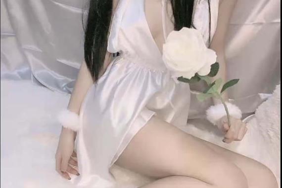 最新某推人气高涨清纯可爱粉嫩极品美女网红某推网红(可爱狸子姐)最新稀缺资源有尺度定制合集【13v-2.63GB】