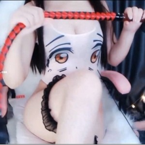 宅男粉千呼万唤的,斗鱼直播人气女神浮力姬终于出来了。