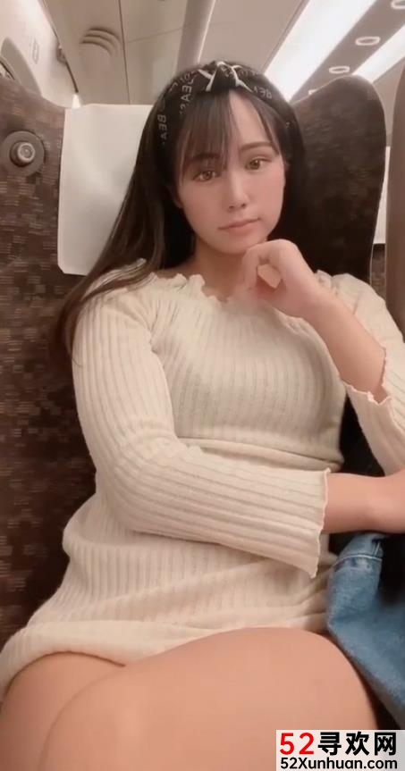 一部高铁上小姐姐的短视频作品,高颜值、高演技!一部好剧!