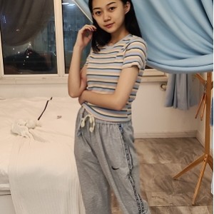 大学生刘兵约拍珍藏：19.5g照片作品