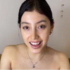 亚裔女神李露丝最新合集11V3.2G，直播自拍，超大玩具等你来享受！