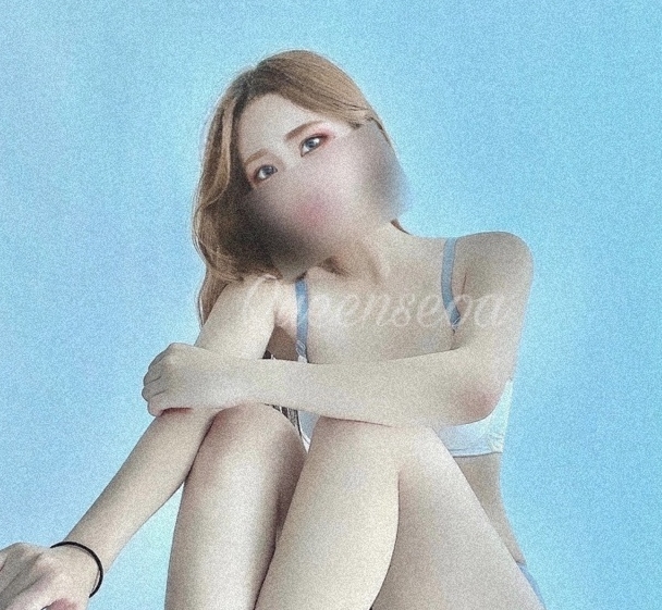 《女王的颜值巅峰:3个惊艳视频,超大福利解压秘籍》