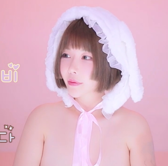 韩国福利姬BJHolymoly视频合集，包含26个视频，大小4.4GB，百度ED2K下载链接分享