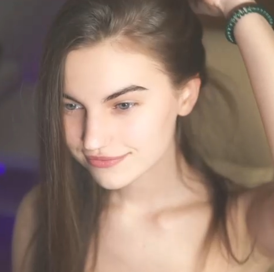 Hoolybunny妖舌收藏合集65V31.3G，尺度一般仅有道具