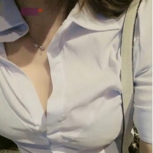 户外勾引女王叶子姐姐木兰最新合集22V159.5G，户外魅力勾引