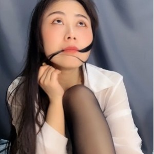 美腿御姐绫家小姐姐最新合集73V82.5G，百度ED2K收藏