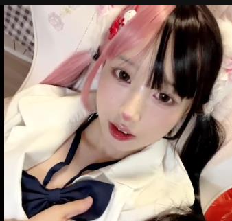 00后福利姬香蕉不呐呐最新VIP订阅露脸合集42V2.4G，COS自拍回归