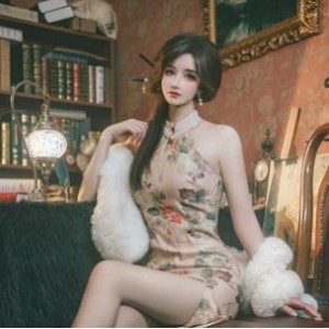 自拍图集特工的堕落前篇+后篇2V3G，身材不错，素颜慎拍