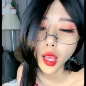 超S~人Q~草莓味软糖最新合集10V2.5G，作者自拍完整版，剧情丰富