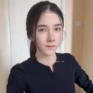 快手空姐女神邹琳最新自拍合集7V479M，颜值身材在线