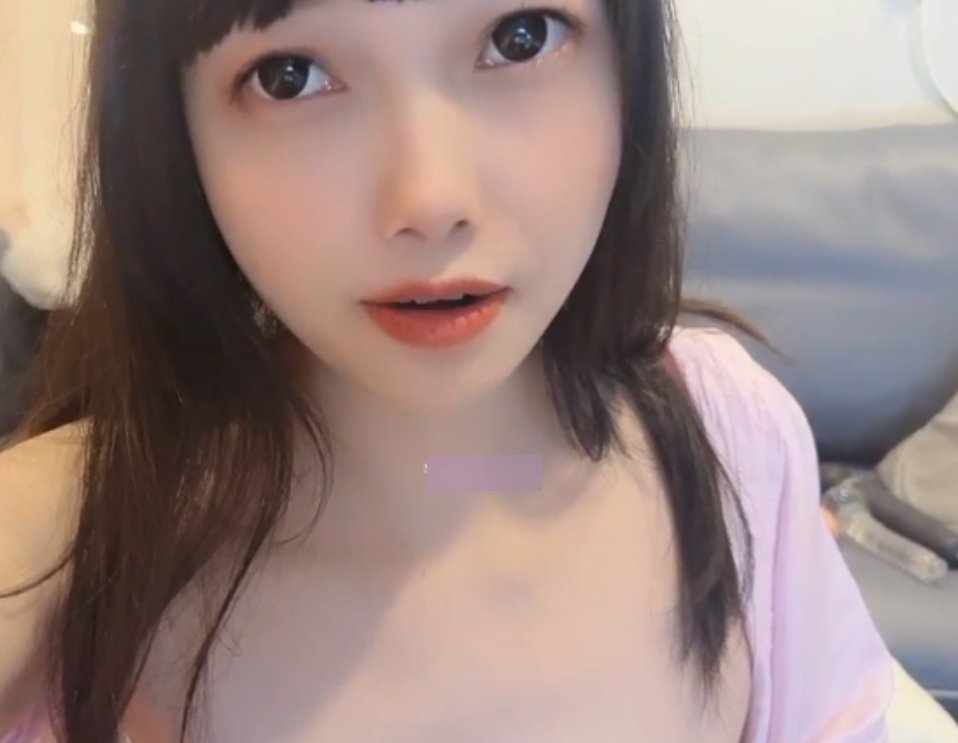玩铁佳作~百度盘清纯学生妹kekexixi最新合集1V1020M,恋爱校花道具放飞自我