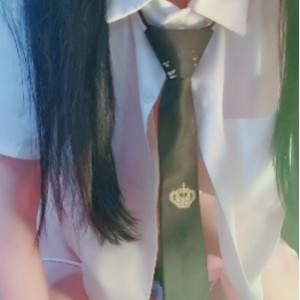 自行打包百度盘粉嫩一线天18岁少萝最新合集438G，资源压缩分享