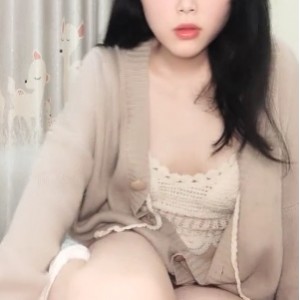 清纯系论坛首发小小最新合集1V500M百度云，永久有效提取码解压码