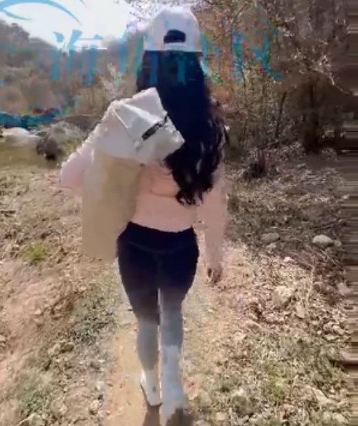 户外打包百度亲姐姐互动合集1V749M，铁路旁边假小怪兽解压爽翻