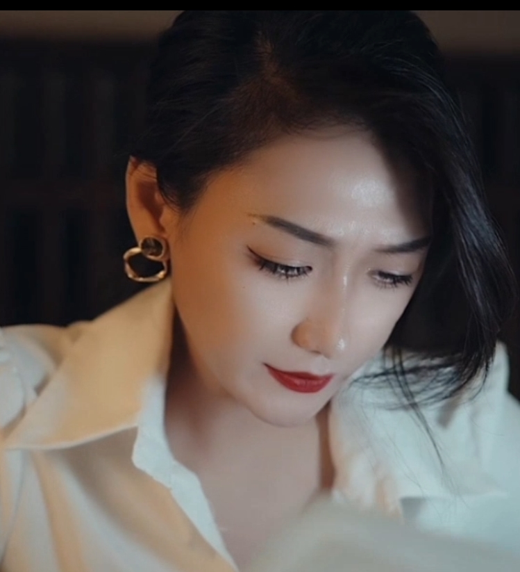 自行打包百度盘开放女主小江疏影《多乙》最新合集1V1.5G，无名作家老王无屏障