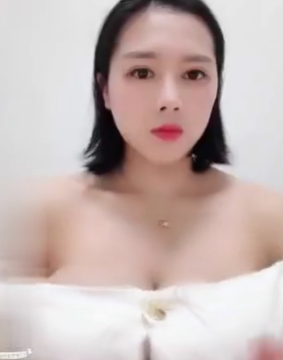 快手超美气质女神敏敏最新热舞合集28V73V740M,热舞特写自娱自乐