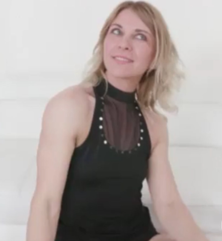 欧美电报互动脱肛合集1V31V265M,塞易拉罐体验